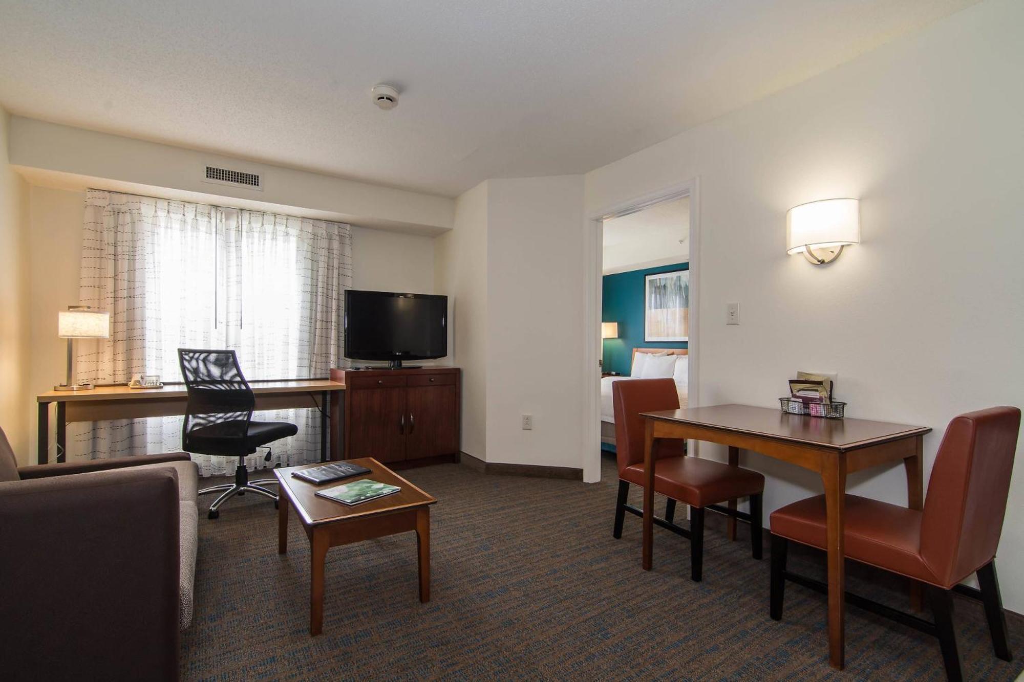 Residence Inn By Marriott Charlotte Piper Glen Bagian luar foto