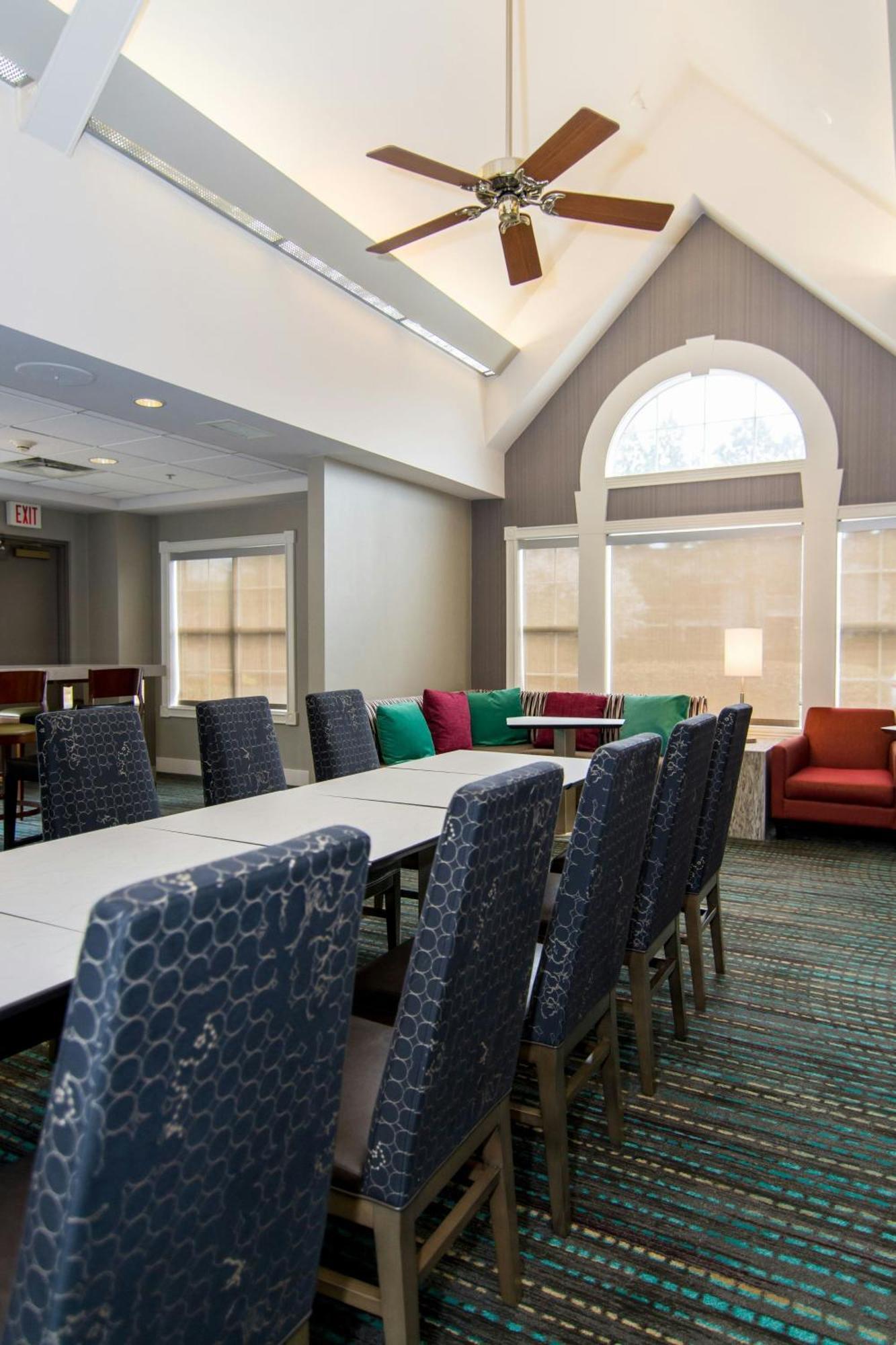 Residence Inn By Marriott Charlotte Piper Glen Bagian luar foto