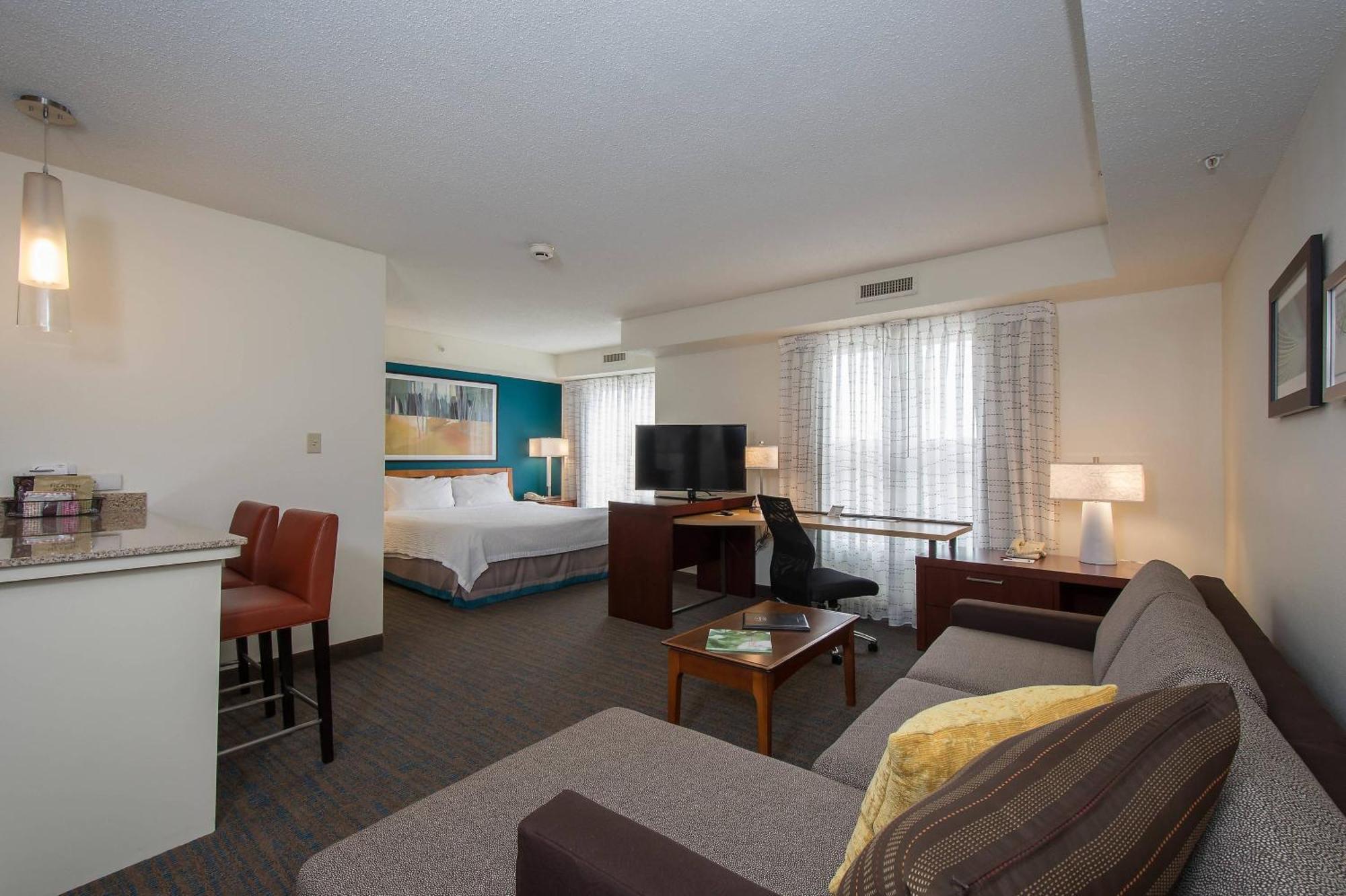 Residence Inn By Marriott Charlotte Piper Glen Bagian luar foto