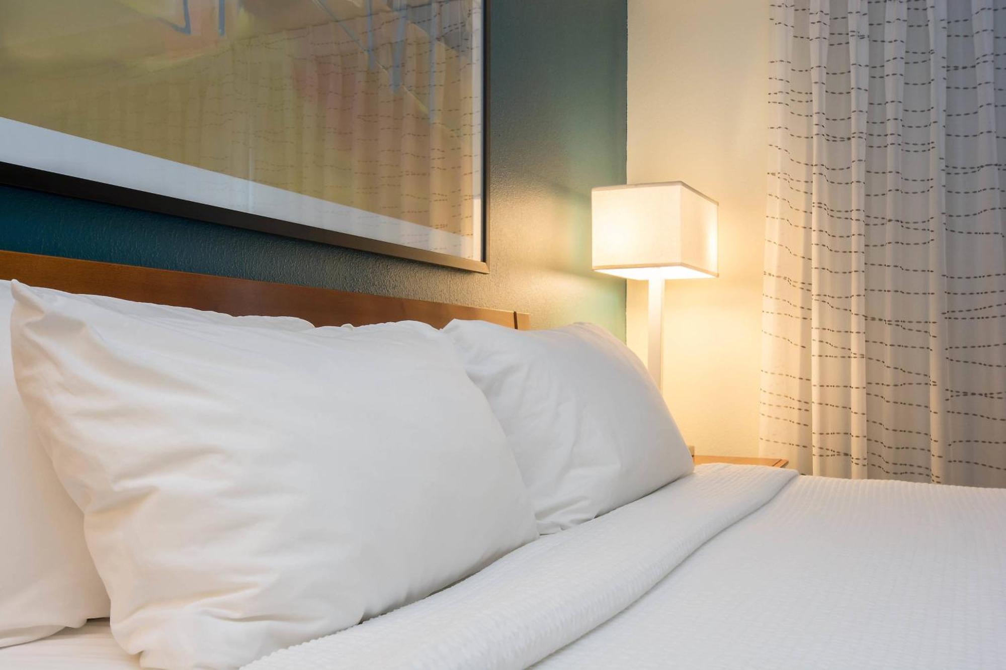 Residence Inn By Marriott Charlotte Piper Glen Bagian luar foto