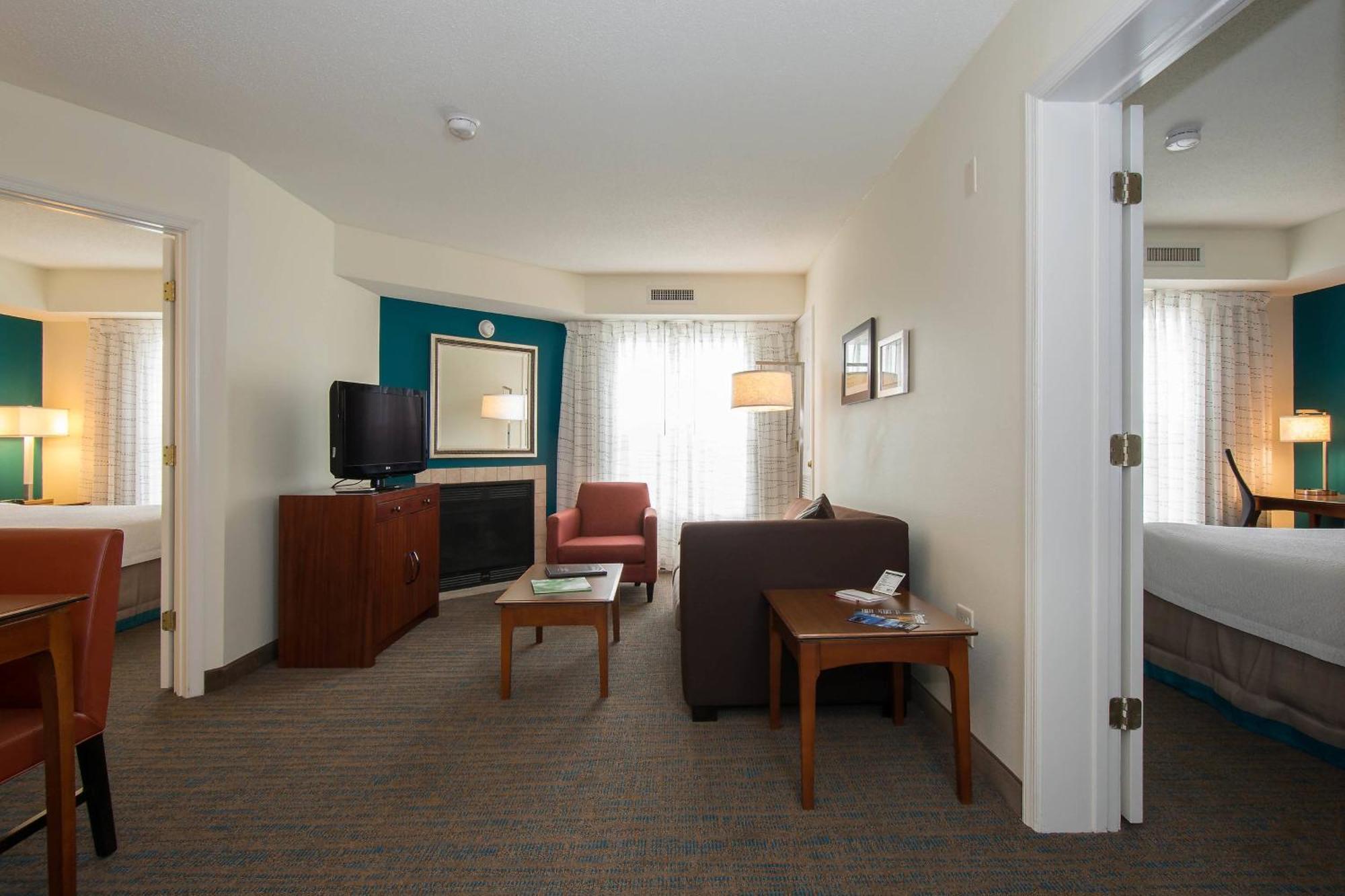 Residence Inn By Marriott Charlotte Piper Glen Bagian luar foto